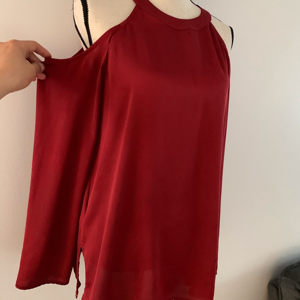 BCBGeneration Long Sleeves Cold Shoulder Top